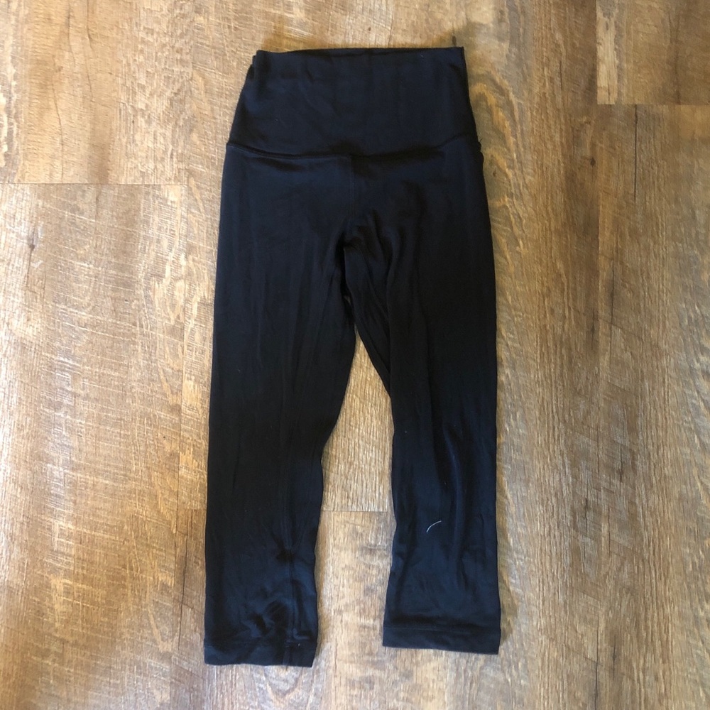 High waisted Capri lululemon leggings